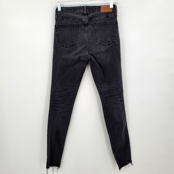 Madewell 9" Mid-Rise Skinny Jeans in Black Sea - Picture 6 of 10